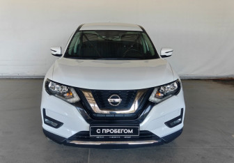 Подержанный автомобиль Nissan X-Trail 2022 года (2 фото)