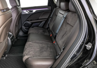 Подержанный автомобиль Wey 05 2023 года (18 фото)