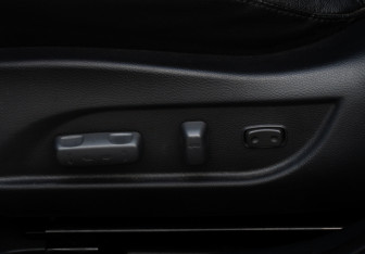 Подержанный автомобиль Hyundai i40 Wagon 2014 года (14 фото)