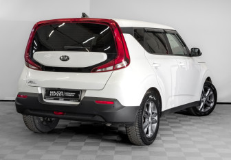 Подержанный автомобиль Kia Soul 2021 года (5 фото)