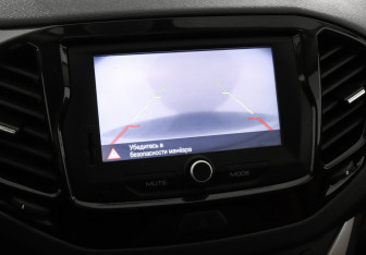 Подержанный автомобиль LADA (ВАЗ) Vesta Wagon 2019 года (13 фото)