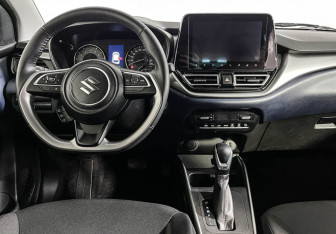 Подержанный автомобиль Suzuki Baleno Hatchback 2023 года (12 фото)