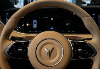 Подержанный автомобиль Voyah Free 2025 года (27 фото)