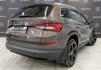 Подержанный автомобиль Skoda Kodiaq 2019 года (5 фото)