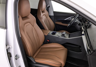 Подержанный автомобиль Omoda C5 2022 года (23 фото)
