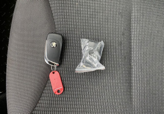 Подержанный автомобиль Peugeot 308 Hatchback 2010 года (14 фото)