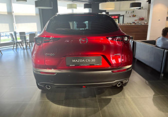 Новый Mazda CX-30 2025 (5 фото)