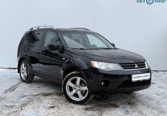 Подержанный автомобиль Mitsubishi Outlander 2008 года (3 фото)