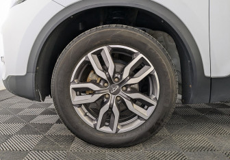 Подержанный автомобиль Chery Tiggo 4 2022 года (9 фото)