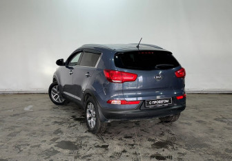 Подержанный автомобиль Kia Sportage 2014 года (7 фото)