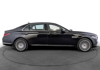 Подержанный автомобиль Genesis G90 2022 года (4 фото)