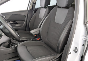 Подержанный автомобиль Renault Kaptur 2020 года (20 фото)