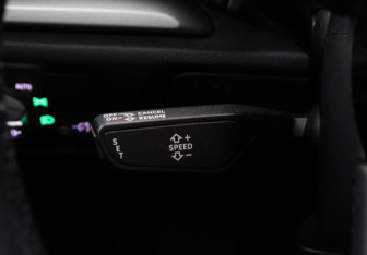 Подержанный автомобиль Audi A3 Sedan 2018 года (13 фото)