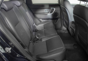 Подержанный автомобиль Land Rover Discovery Sport 2019 года (10 фото)