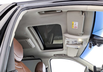 Подержанный автомобиль Cadillac Escalade Suv 2018 года (25 фото)