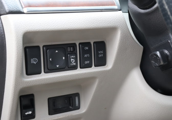 Подержанный автомобиль Infiniti M Sedan 2008 года (16 фото)
