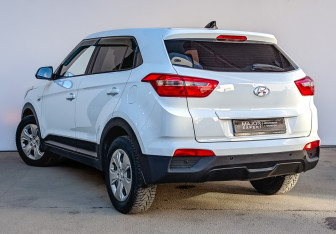 Подержанный автомобиль Hyundai Creta 2018 года (7 фото)