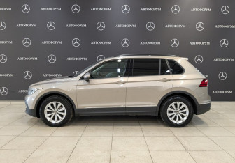 Подержанный автомобиль Volkswagen Tiguan 2021 года (8 фото)