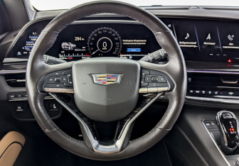 Подержанный автомобиль Cadillac Escalade Suv 2021 года (24 фото)