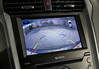 Подержанный автомобиль Ford Mondeo Sedan 2017 года (10 фото)