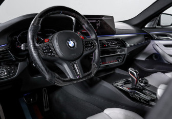Подержанный автомобиль BMW M5 Sedan 2022 года (14 фото)
