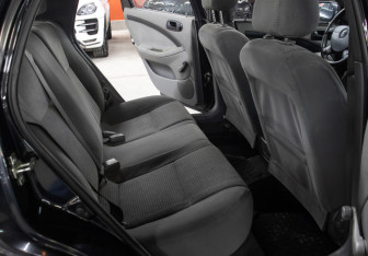 Подержанный автомобиль Chevrolet Lacetti Hatchback 2007 года (12 фото)