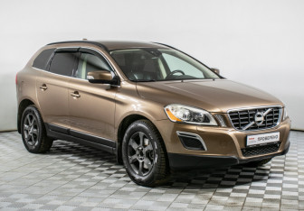 Подержанный автомобиль Volvo XC60 2012 года (3 фото)