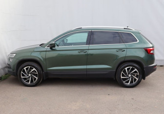 Подержанный автомобиль Skoda Karoq 2022 года (8 фото)