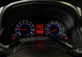 Подержанный автомобиль Infiniti FX 2011 года (10 фото)