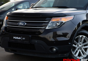 Подержанный автомобиль Ford Explorer 2013 года (19 фото)