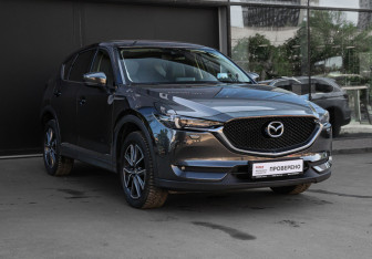 Подержанный автомобиль Mazda CX-5 2018 года (3 фото)