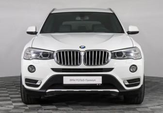 Подержанный автомобиль BMW X3 2015 года (3 фото)