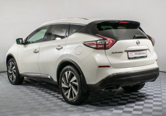Подержанный автомобиль Nissan Murano Suv 2018 года (7 фото)