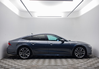 Подержанный автомобиль Audi A7 2019 года (4 фото)