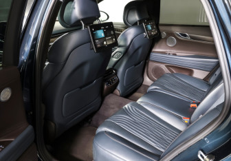 Подержанный автомобиль Genesis G80 2021 года (13 фото)