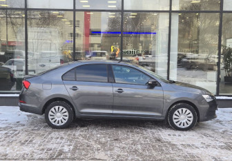 Подержанный автомобиль Skoda Rapid Liftback 2020 года (4 фото)