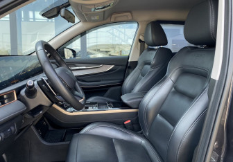 Подержанный автомобиль Exeed LX 2023 года (23 фото)