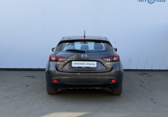 Подержанный автомобиль Mazda 3 Hatchback 2013 года (6 фото)