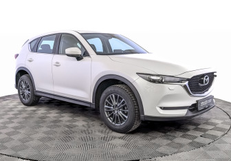 Подержанный автомобиль Mazda CX-5 2022 года (3 фото)