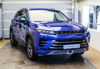 Подержанный автомобиль Exeed LX 2023 года (3 фото)