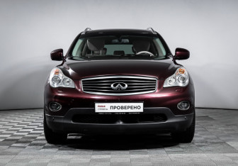 Подержанный автомобиль Infiniti QX50 2015 года (2 фото)