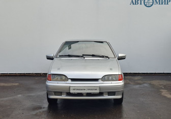 Подержанный автомобиль LADA (ВАЗ) 2113 2005 года (2 фото)