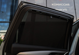 Подержанный автомобиль BMW X3 2023 года (10 фото)