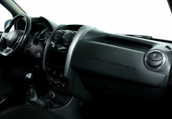 Подержанный автомобиль Renault Duster 2020 года (7 фото)