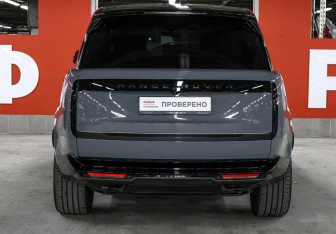Подержанный автомобиль Land Rover Range Rover 2022 года (6 фото)