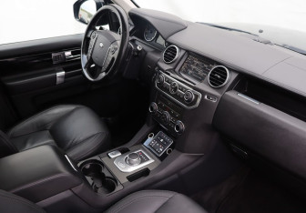 Подержанный автомобиль Land Rover Discovery 2014 года (10 фото)