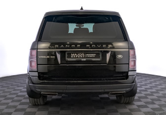 Подержанный автомобиль Land Rover Range Rover 2021 года (6 фото)