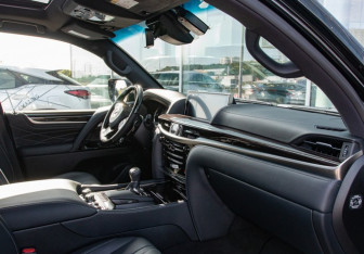 Новый Lexus LX 2025 (7 фото)