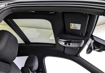 Подержанный автомобиль Geely Tugella 2024 года (23 фото)