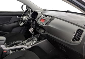 Подержанный автомобиль Kia Sportage 2015 года (13 фото)